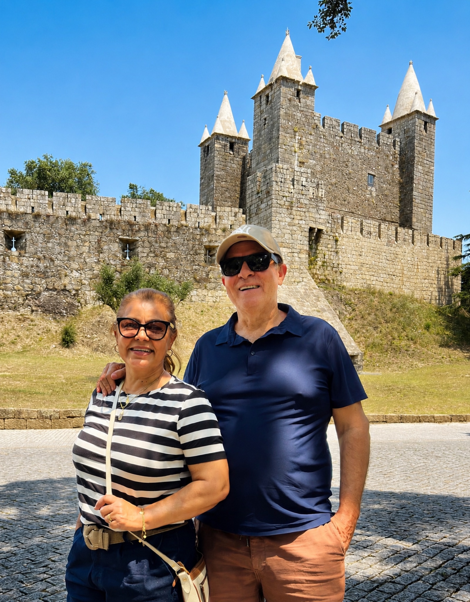 Max e Irani, anfitriões da Mani Guest House